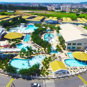  Apart-hotel Lacqua Diroma