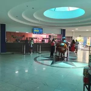  Apart-hotel Golden Dolphin Grand